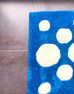 Load image into Gallery viewer, The polka dot rug
